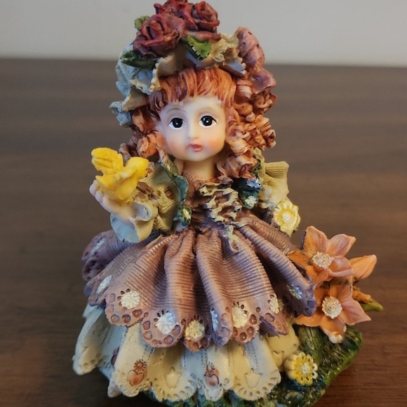 Set of Hand Painted Vintage Victorian Style Small Child Figurines.  4" Tall - Picture 5 of 12